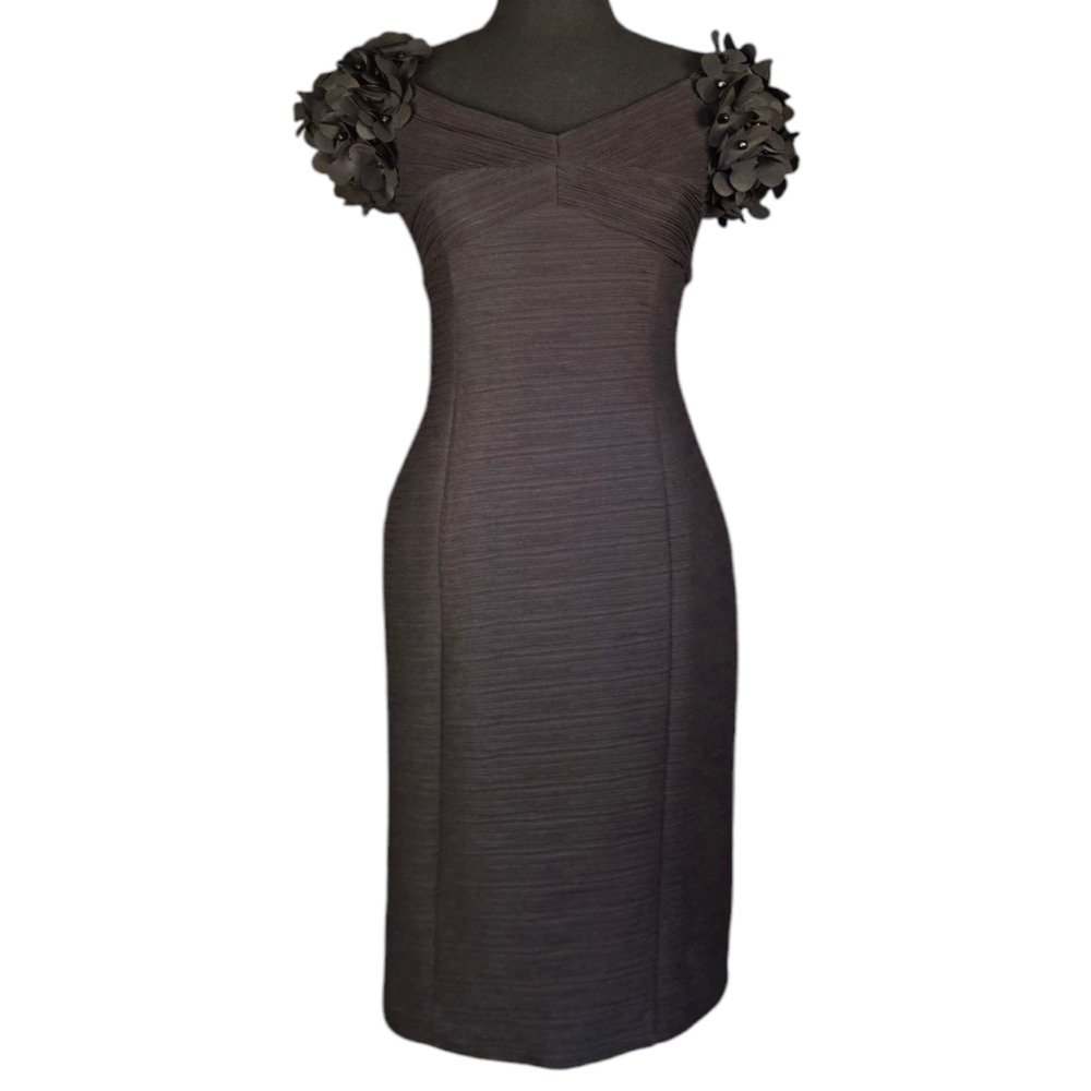 Anthropologie Maeve Viala Black Pintuck Floral Applique Dress Size 6 - Picture 2 of 7